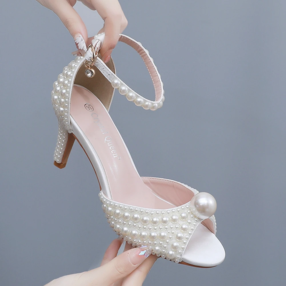 

Crystal Queen Fashion Women Open Toe High Heels Lady Luxury Wedding Shoes Banquet Dress White Pearl Sandals Stiletto
