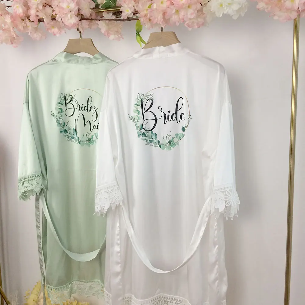 

Eucalyptus Leaf Wreath Bridesmaid Robes Wedding Dressing Gown with Lace Foliage Floral Bridal Kimono Satin Silky Wedding Kimonos