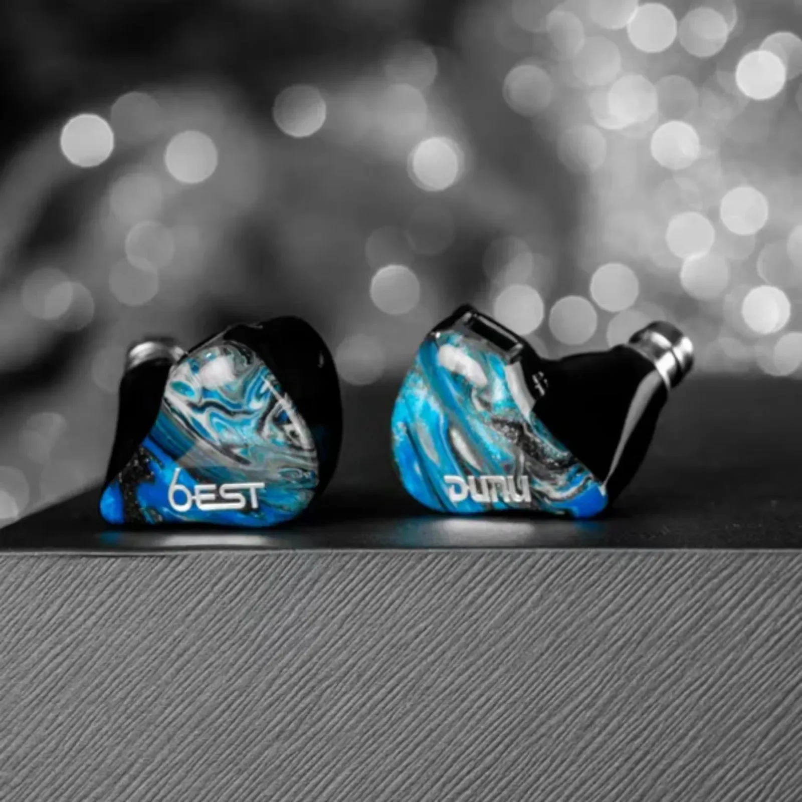 DUNU SA6 EST / SA6EST 6BA+2EST Hybrid Drivers In-Ear Earphone with Hulk Pro Mini Stock Cable Q-Lock Plus Interchangeable Plug 4