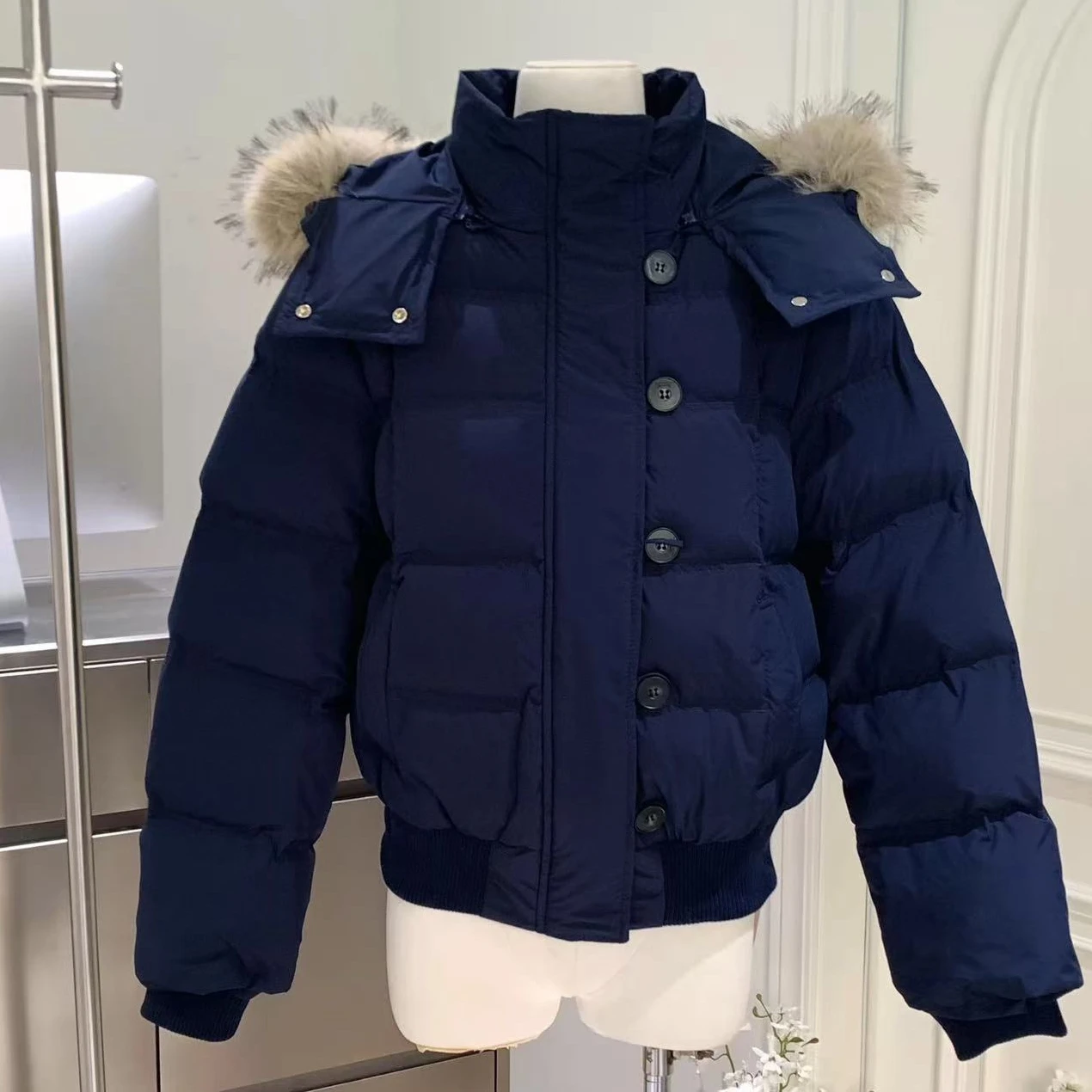 Autumn Winter Fur Hooded Jacket Men Outerwear Thick Short Parkas Coat Faux Fur Collar Parkas Casual Aesthetic Retro Jacket New