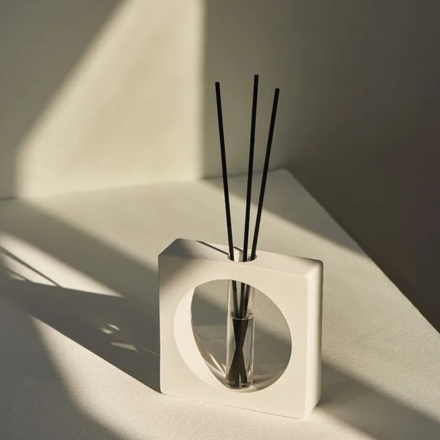 Geometric Aroma Diffuser Bottle Modern Room Decor Essential Oils Diffuser Bottle Empty Home Perfume Diffuser Sticks With Bottle 2