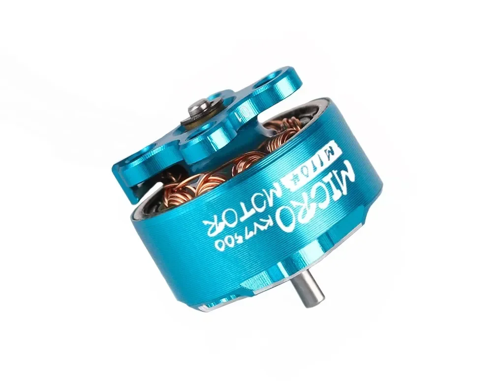 Comparaison taille d'un micro moteur brushless M1106 6000KV avec une pièce de 1 centime