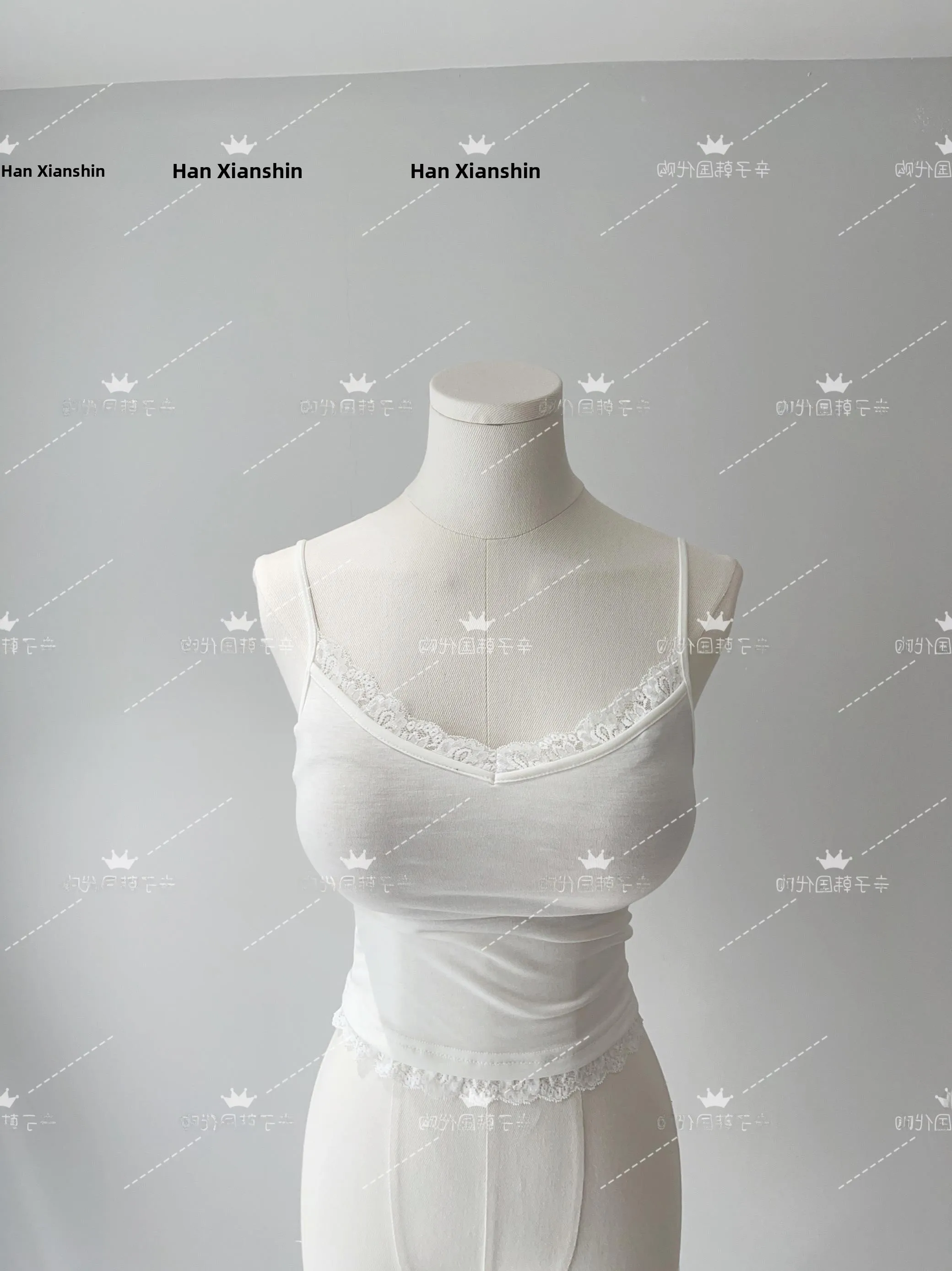 859538-36ee87.jpg 5STUDIO Lace Trim Panelled Color Tight Strap Vest ort Length Cotton 00% Women's Faion Summer Seasonal Wear - Image 1