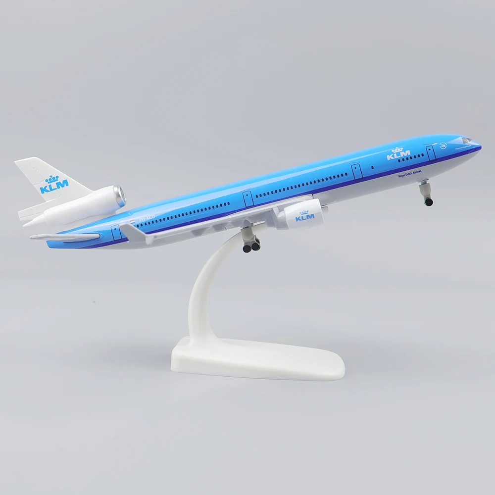 

Metal Airplane Model 20cm 1:400 Holland Mcdonnell Douglas Metal Replica Alloy Material With Landing Gear Collectible Toy Gift