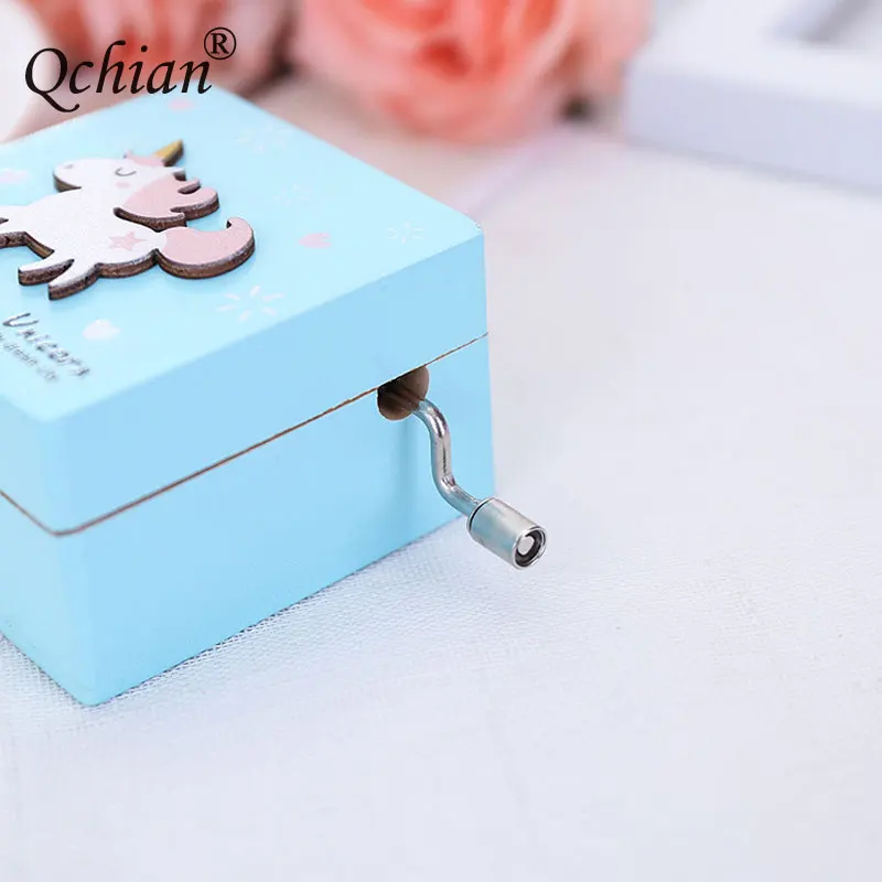 Wooden Unicorn Music Box Hand-ed Girls Jewelry Musical Box ToyGame Special Souvenir Gift for Baby Child Baby Girl