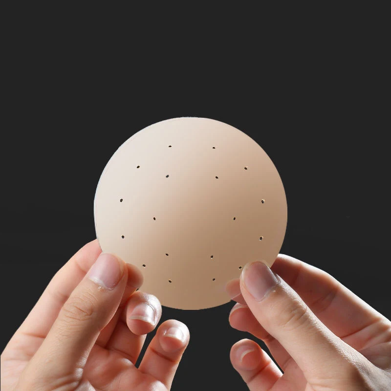 

1 Pair Breathable Chest Stickers Women Round Silicone Invisible Shape Pad Instant Breast Anti-bump Lifters Bust Cover Reusable
