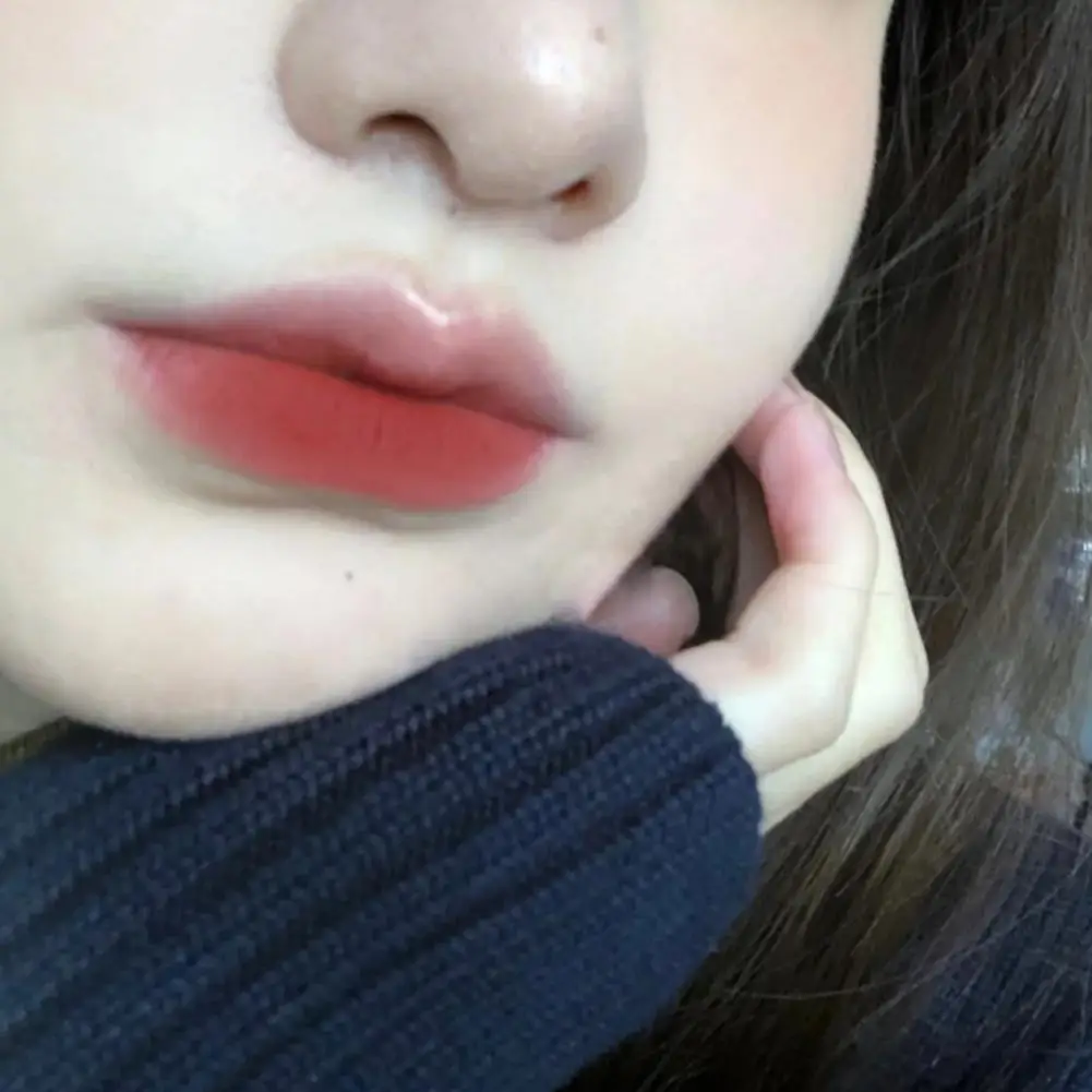 

Texture Lip Gloss Rich Color Velvet Lip Glaze Nourishing Multifunctional Lipstick for Day Night with Smooth Matte for Neutral