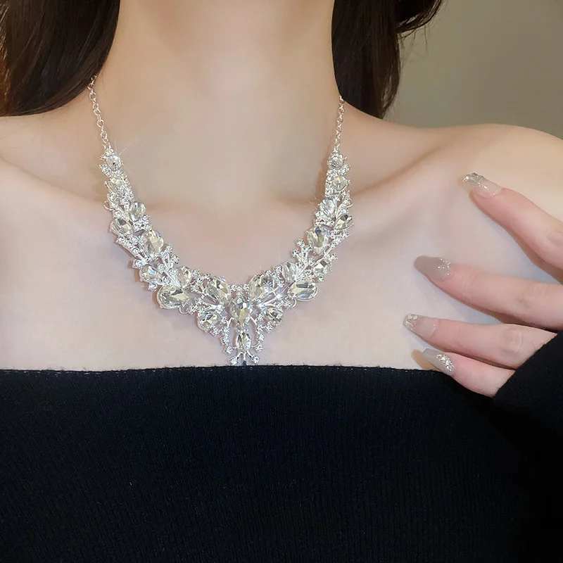 Faionable Cross-Border Diamond Embedded Waterdrop Earrings Nelace Set Luxury Sensation Clavicle Chain Jewelry Accories