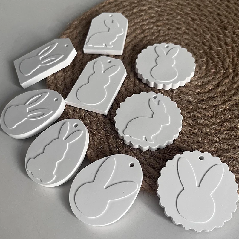 Easter Bunny Pendant Silicone Mold DIY Epoxy Resin Plaster Concrete Drip Glue Mold Easter Decoration Egg Bunny Making Mold silicone mold