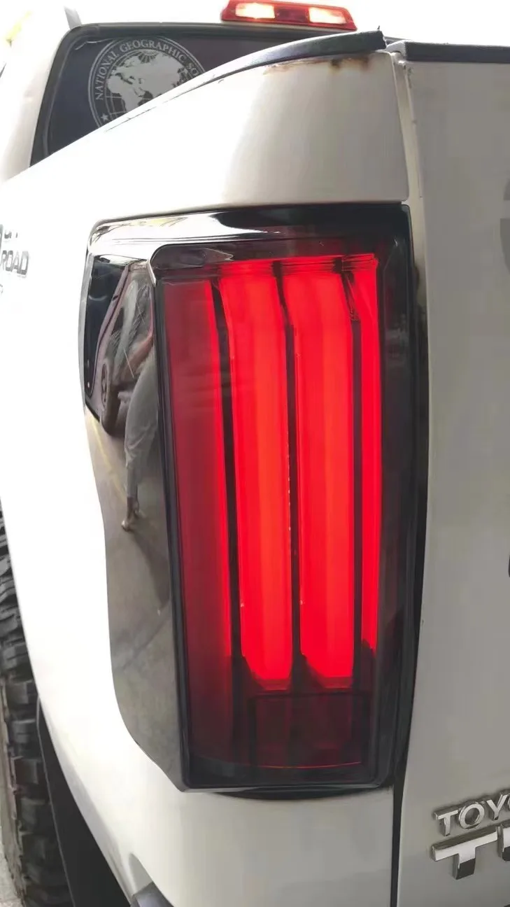 kenさん専用 2008 タンドラ 純正テールランプ kenさん専用 2008