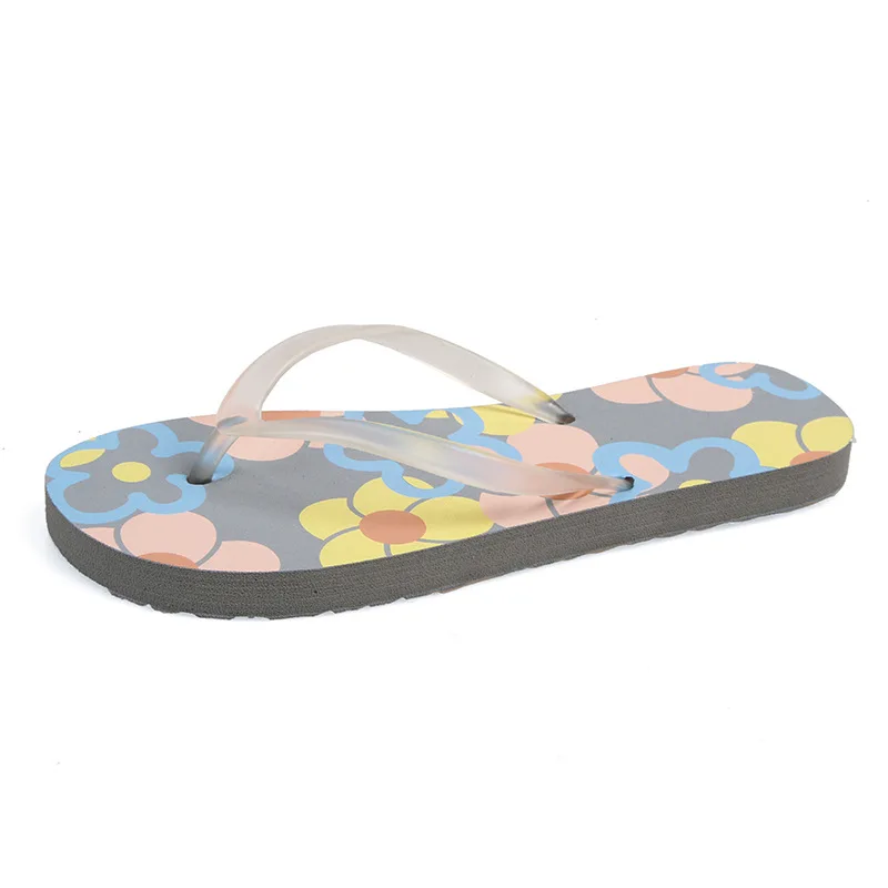 Trendy Summer Beach Anti-Slip Slippers with Fashionable Clip-On Design