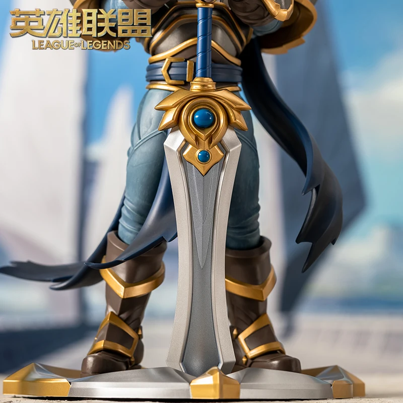 The Might of Demacia LOL 12cm Metal Garen Arma A Mão de Noxus Jogo Keychain  Espadas de Tamanho Real Jatana Japonês Brinquedos para Crianças - AliExpress