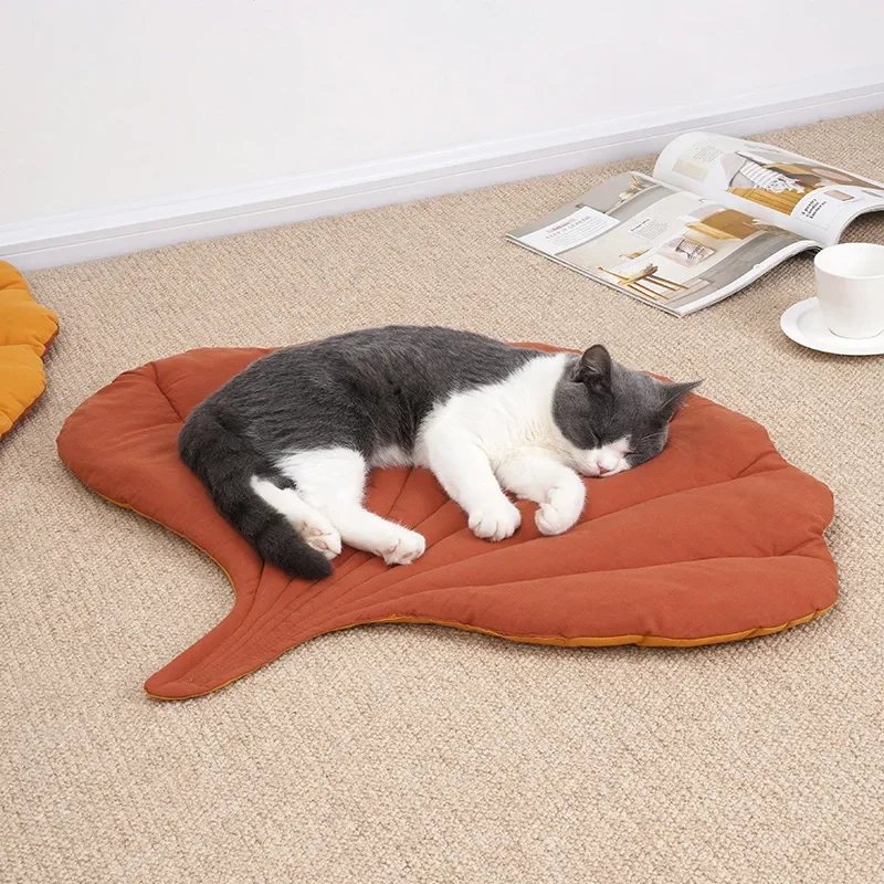 Cat Bed Mats Soft Cotton Leaf Shaped Kitten Cat Puppy Dog Bed Mat Sleep Blanket Home Pets Double Sided Pad Floor Rugs Washable 3
