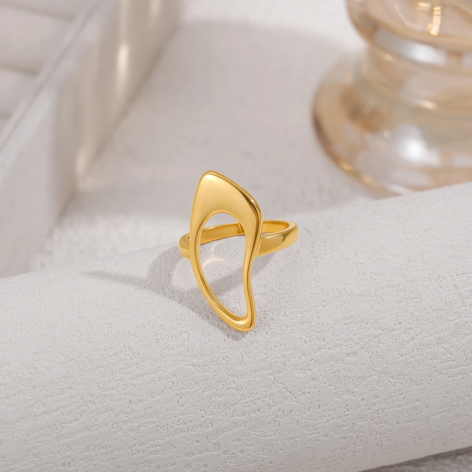 New 18K Gold Plated Hollow Out Geometric Irregular Indie Finger Ring Minimalist Metal Stainless Steel Rings Summer Party Jewelry