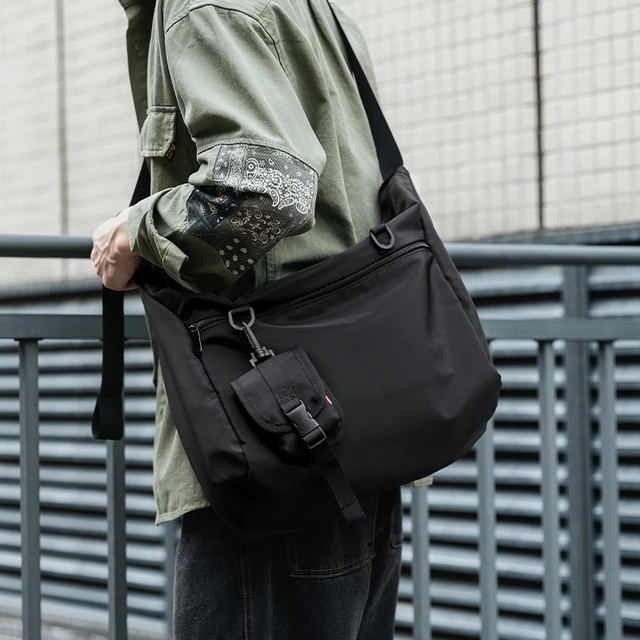 New Casual Men's Crossbody Shoulder Bag Korea Style Crossbody Bag for Men  Messenger Bag Trendy Small Solid Sling Bag Male Bolsa - AliExpress