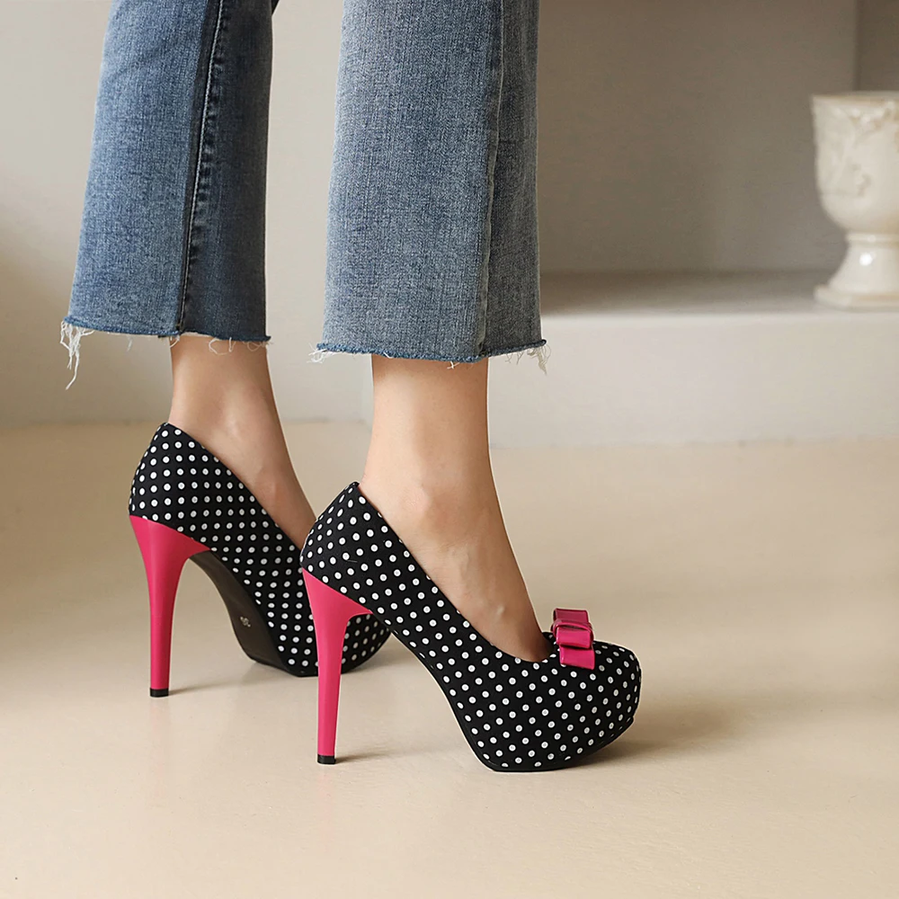 FANAN Pumps Detail 2