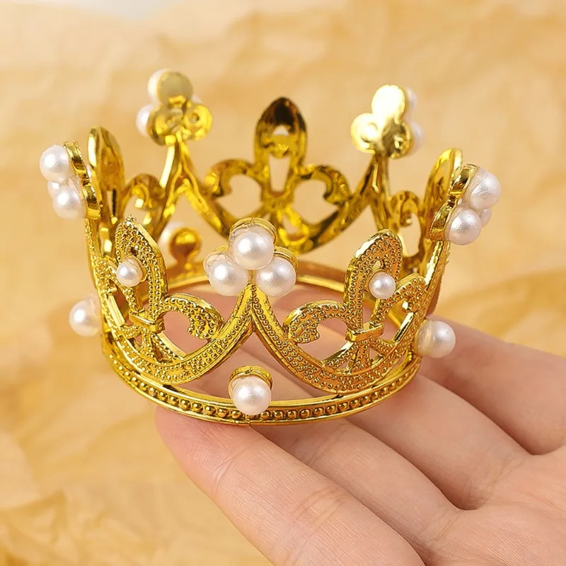 USHOBE 2 Unidades Decoração Vintage Tiara Mini Princesa Miniatura Coroas  Góticas Escolhas De Bolo Crianças Princesa Tiara Princesa Infantil Chá De  Panela Strass Noiva Cremalheira De Metal : : Brinquedos e Jogos