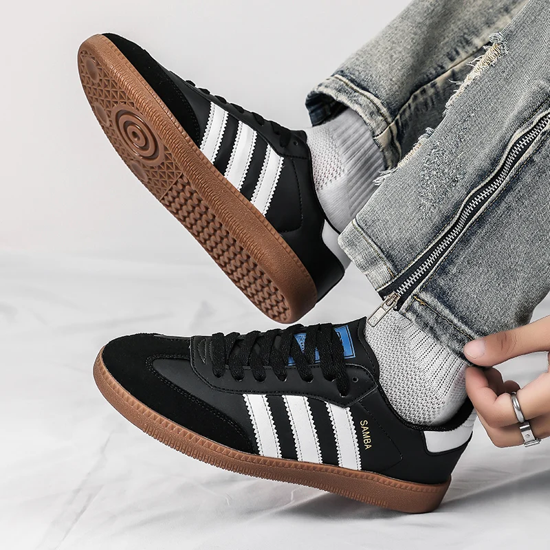 أحذية رياضية نسائية قابلة للتنفس، أحذية جري عصرية...