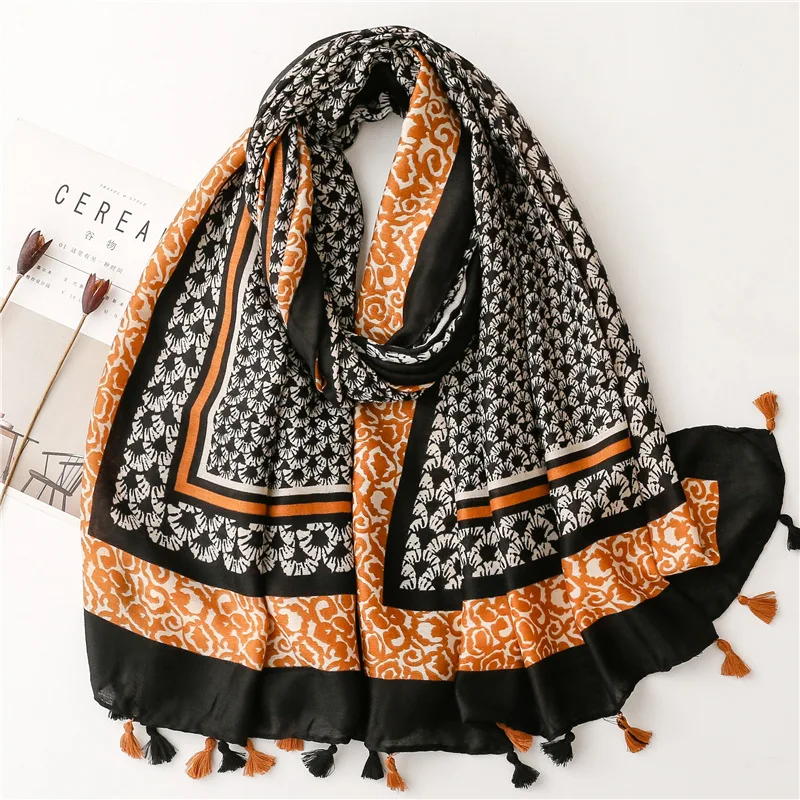 Winter Bohemia Petal Floral Tassel Viscose Shawl Scarf Lady High Quality Wrap Thick Pashmina Stole Bufanda Muslim Hijab 180*90Cm fashion women leopard print cashmere scarf with pocket winter poncho shawl travel blanket scarves pashmina echarpe mujer bufanda