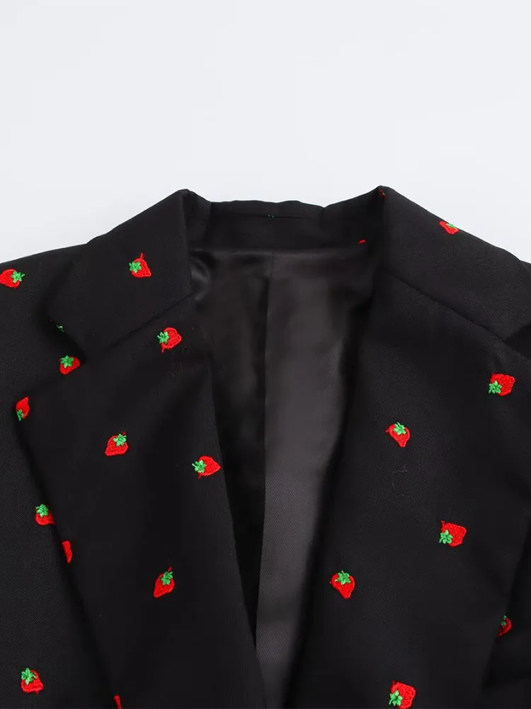 2024 Autumn and Winter New Arrivals Women's Fashion Versatile Strawberry Pattern Printed Single Button Casual Suit Jacket 3