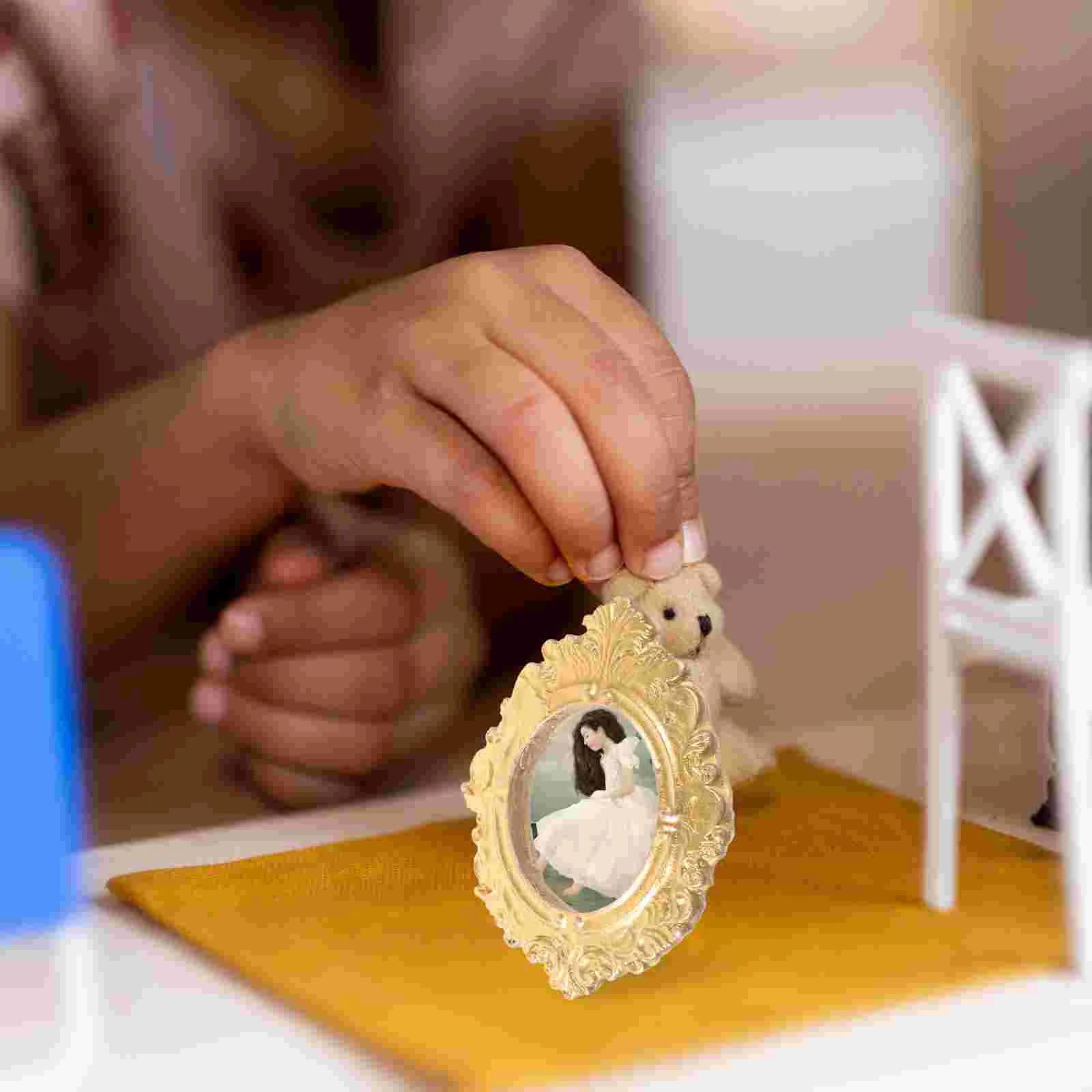 Photo Frame Miniature Decor Micro House Ornament Frames Gold Resin Toy Room 15 Pcs photo frame