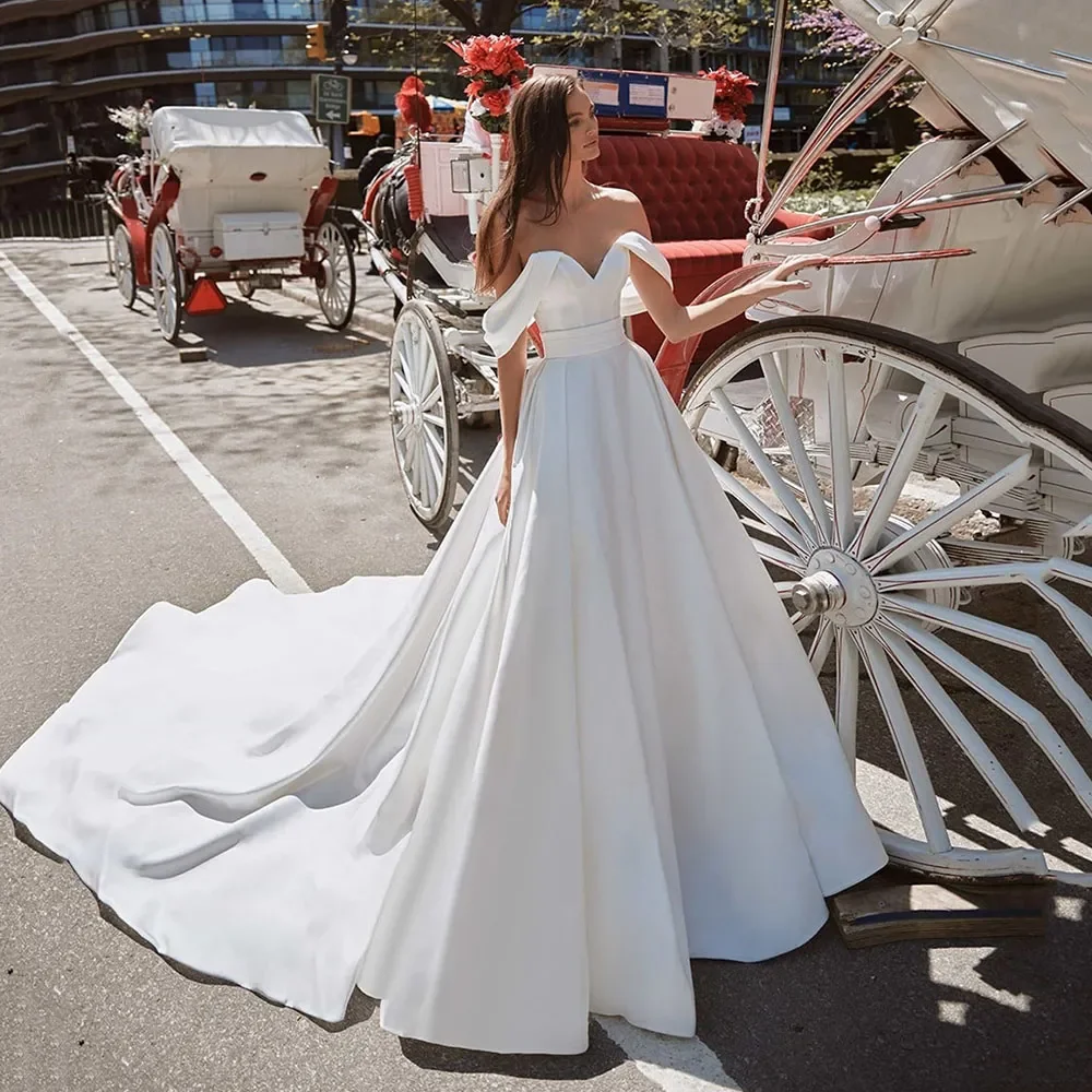 

Modern Simple A Line Wedding Dress Off The Shoulder Bride Dresses 2024 Elegant Plus Size Satin Bride Gowns Vestidos de Noiva