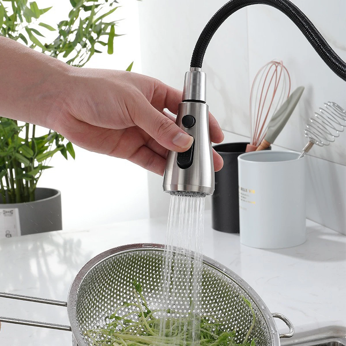 Kitchen Faucet Deck Mounted Pull Out Spout Kitchen Sink Mixer Tap Single Level Stream Sprayer Nozzle Mixer Tap Stainless Steel