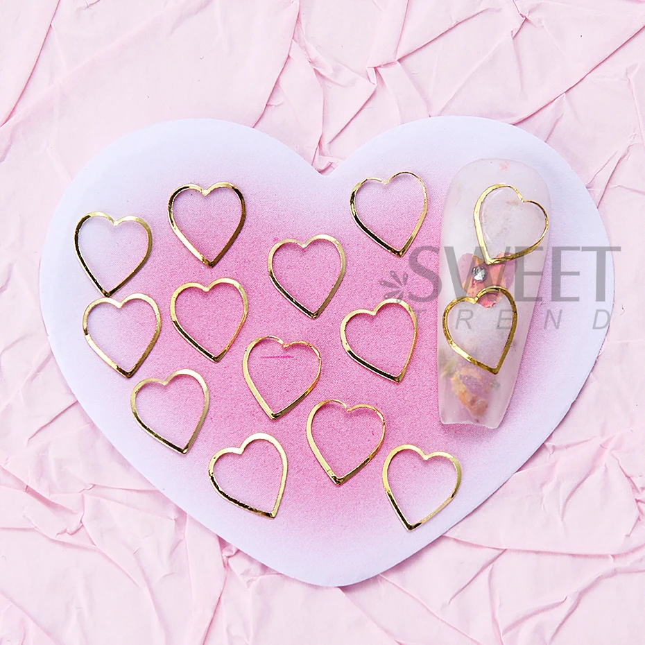 Hollow out Love Heart Nail Jewelry Accessories Flat Metal Hollow 3D Gold Silver Heart Shaped Manicure Decoration Nail Supplies 4