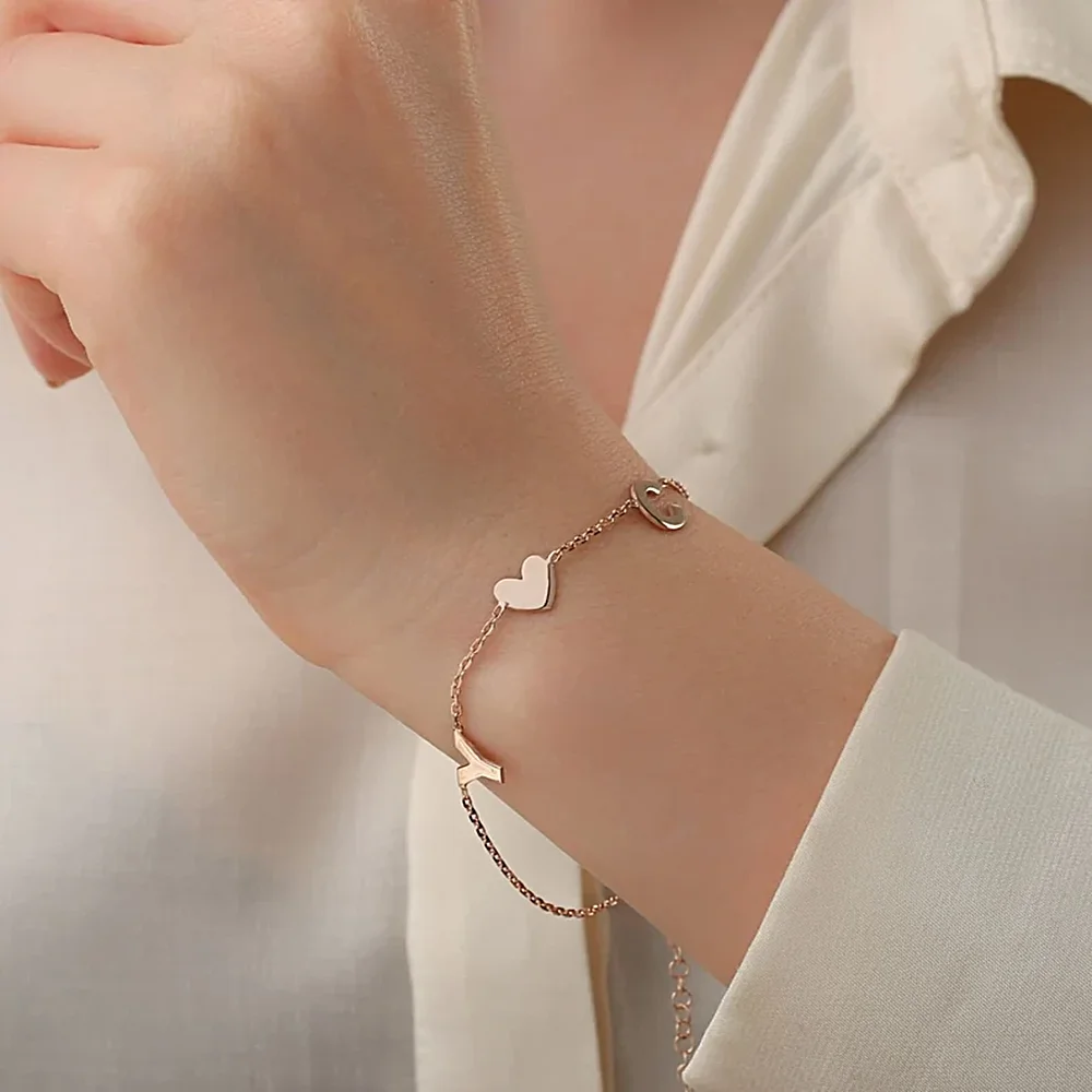 

Custom Stainless Steel Bracelet Jewelry for Woman Personality 1-3 Letters Fashion Cross Chain Bracelet Birthday Gift Give Friend