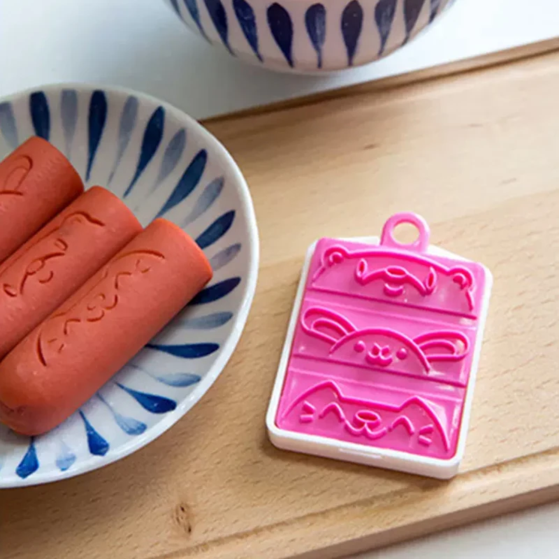 1PCS Sausage Hot Dog Cutter Flower Crab Octopus Ham Sausage Cutter Barbecue Hot Dogs Kitchen Cutting Mold Mould DIY Lunch
