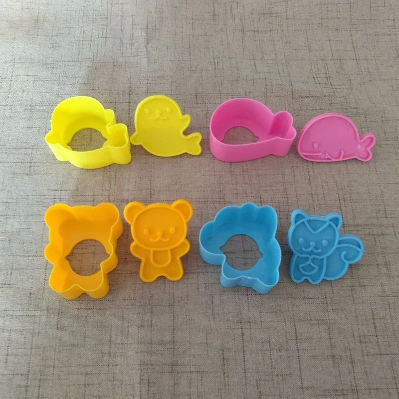 4Pcs/set Cute Samll Dolphin Samll Seal Squirrel Bear Sandwich Cookie Mold Cutters Cutter Cookie Cake Decorating Moulds Tools