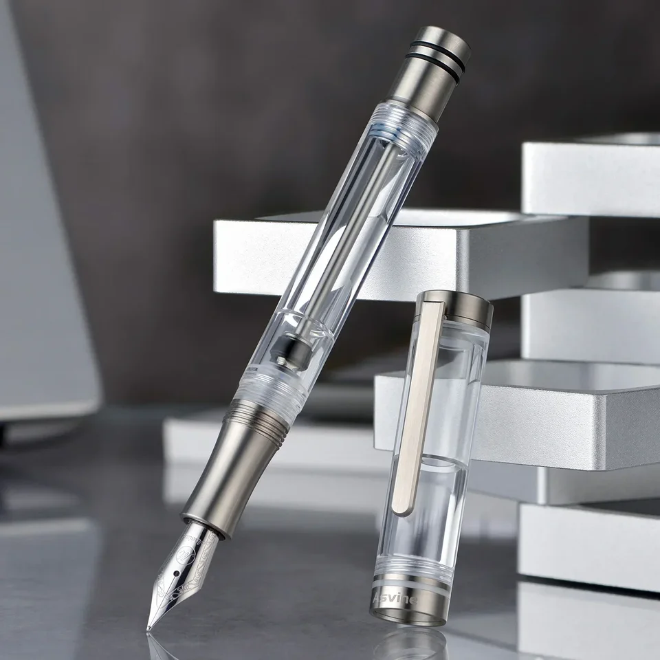 Caneta-tinteiro V200 Titanium com sistema de enchimento a vácuo, ponta Asvine / BOCK EF/F/B e corpo em acrílico transparente para escrita suave._voghion.com