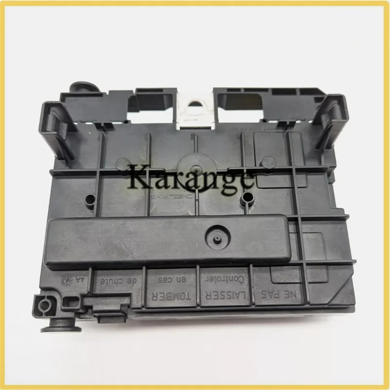 Controlador De Caja De Fusibles R05 9666700480 - Compatible Con Modelos R05/R20
