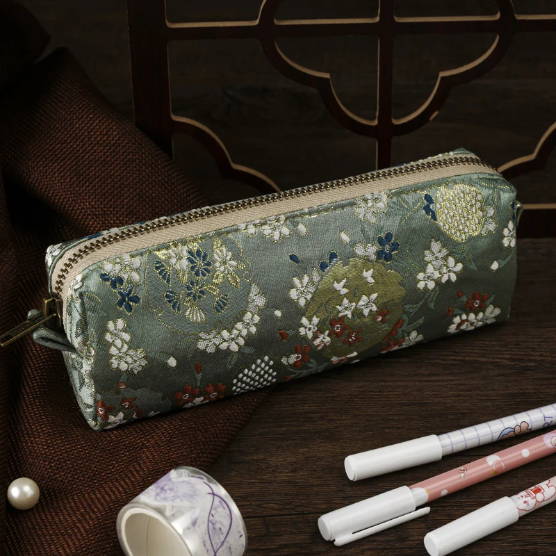 حقيبة أقلام تطريز نمط صيني