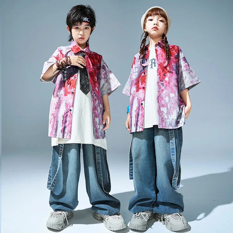 

Комплект детской одежды в стиле хип-хоп, рубашка с коротким рукавом и джинсовые штаны, уличный танцевальный костюм для мальчиков и девочек, костюм для джазовых представлений