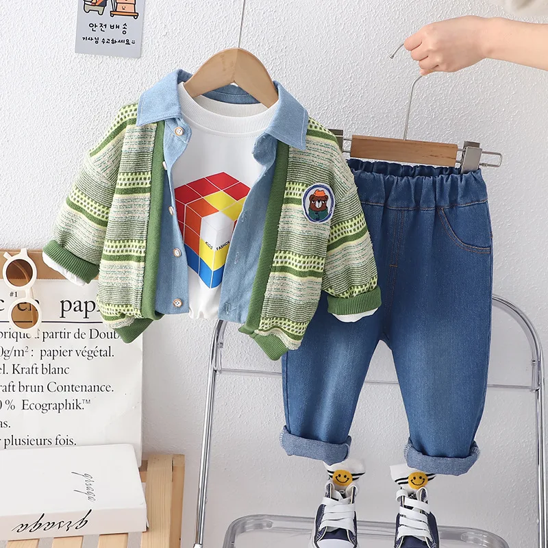 

2024 Spring Western Baby Boy Clothes Luxury Designer 1-5T Striped Cardigan Coats + White T-shirts + Pants 3PCS Kids Outfit Set