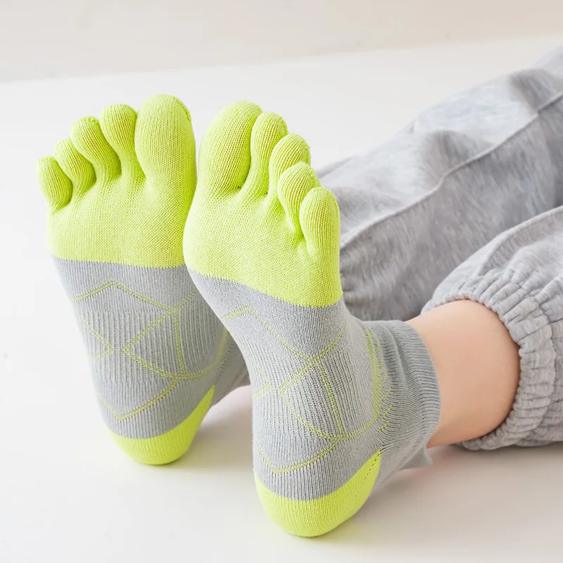 

5 Pairs New Large Woman Girl Five Finger Socks Cotton Sweat-absorbing Protect Ankle Sport Casual Toe Sock Female Gift EU40 41 42