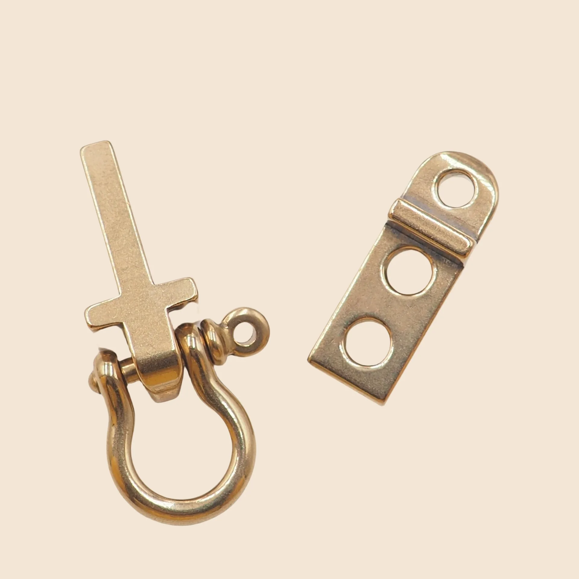 1개의 황동 열쇠고리 카라비너 섀클 빈티지 오토바이 열쇠고리 키링 액세서리 DIY 하드웨어 부품 도매