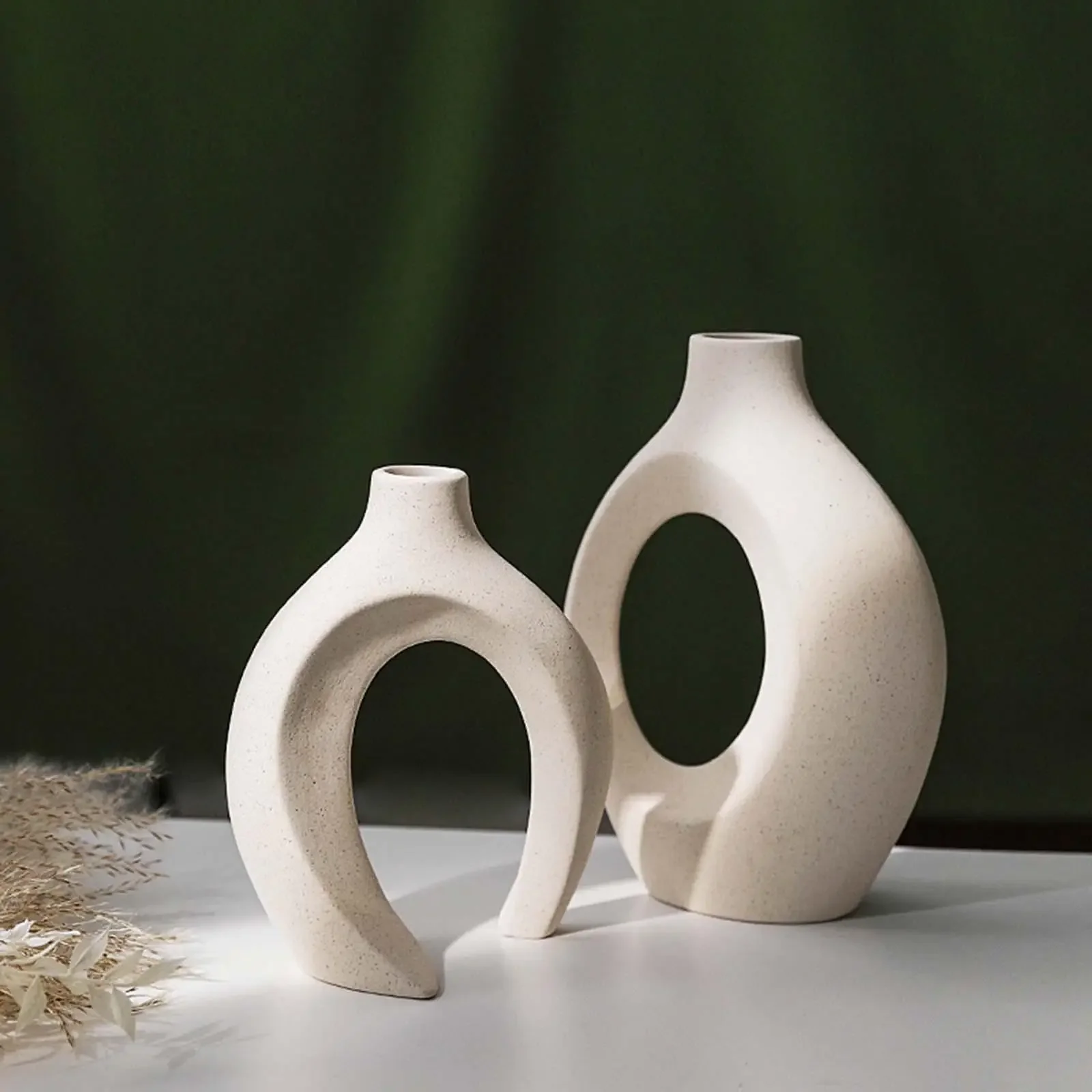 2 Pieces Nordic Style Flower Vase Flower Arrangements Planter Pots Tabletop Centerpieces Statue Decorative Bud Vase for Entrance 5