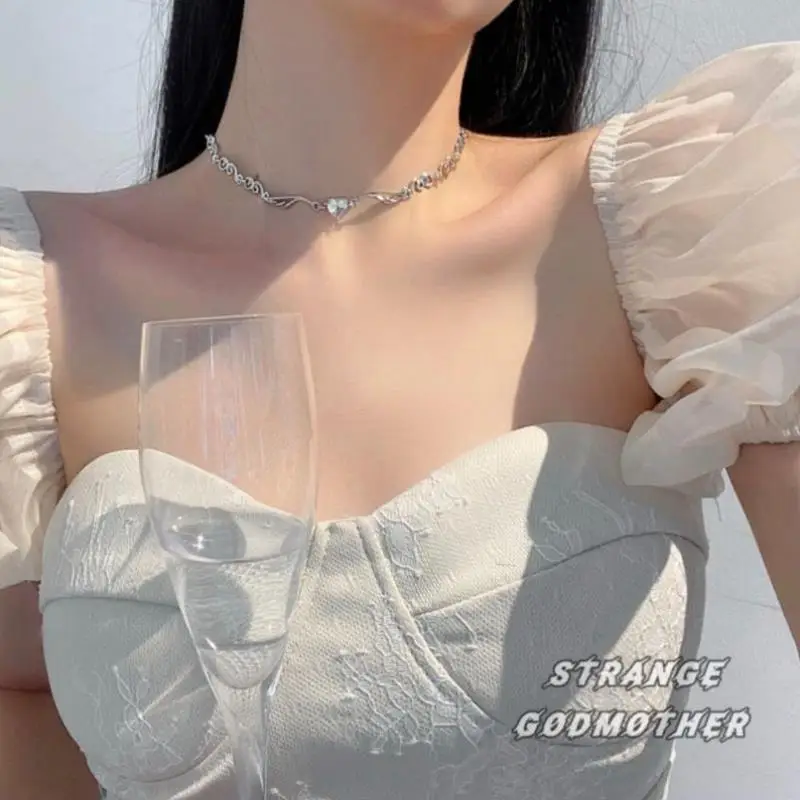 

Creative Simple Angel Wings Zircon Pendant Necklace for Women Simple and Versatile Women's Birthday Gift Jewelry Wholesale