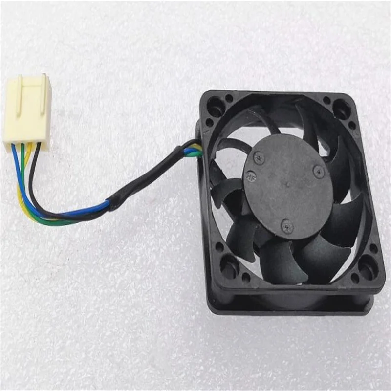 Ventilateur 12V DC 0.52A 3.8cm (38mm) - 4 Fils, Contrôle PWM, Refroidissement PC/Électronique