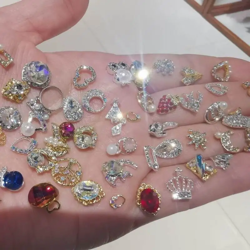 50Pcs Random Mix luxury nail charm Mixed-Style 3D Alloy Crystal Rhinestone Gem nail decoration Shiny Flat-Back Stone Nail Decor 4