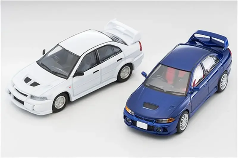 

TOMYTEC TLV 1:64 Lancer GSR / RS Evolution IV Navy / White Diecast Model Car