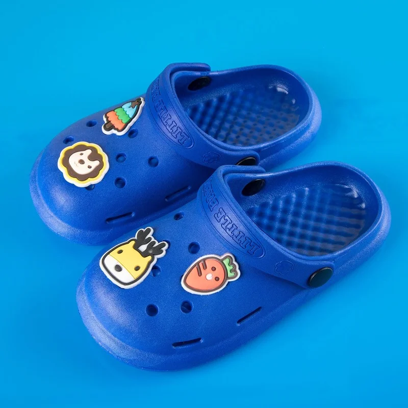 New Children's Hollow Out Slippers Boy And Girls Garden Shoes Non-slip Cartoon Cute Sandals And Slippers Children Clogs