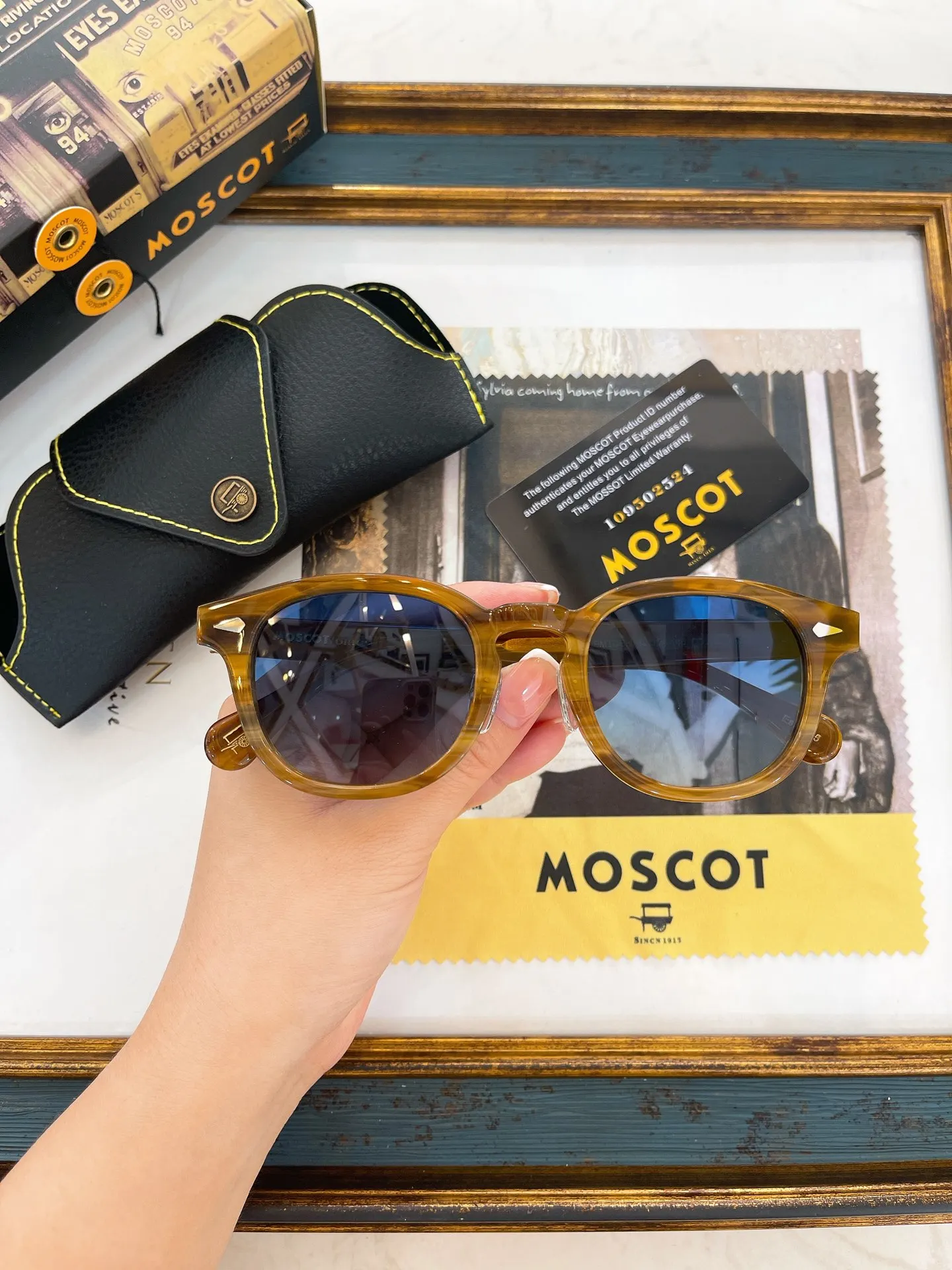 MOSCOT Anti-Fog Cloth Sunglasses