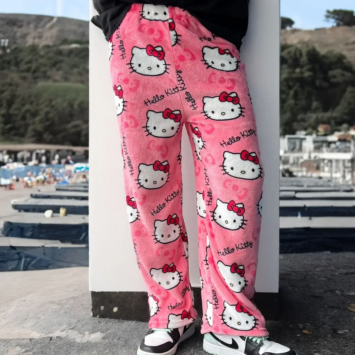 2024 Sanrio Hello Kitty Pajamas Halloween Flannel Fashion Trouserswomen Kawaii Woolen Anime Cartoon Casual Home Pants Autumn 4