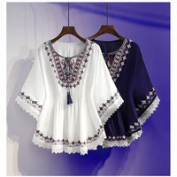 Femmes t-shirts d'été rétro Style Boho broderie Blouses cape haut ample coton dentelle ourlet manches chauve-souris Kimono chemises Blusa Feminina 1