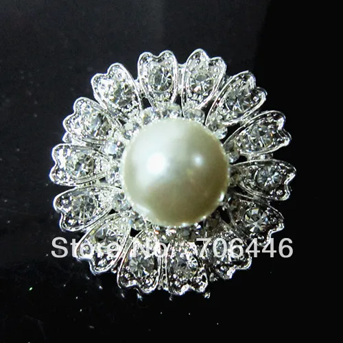 

1.6 Inch Silver Plated CLear Rhinestone Diamante and Pearl Center Bouquet Brooch