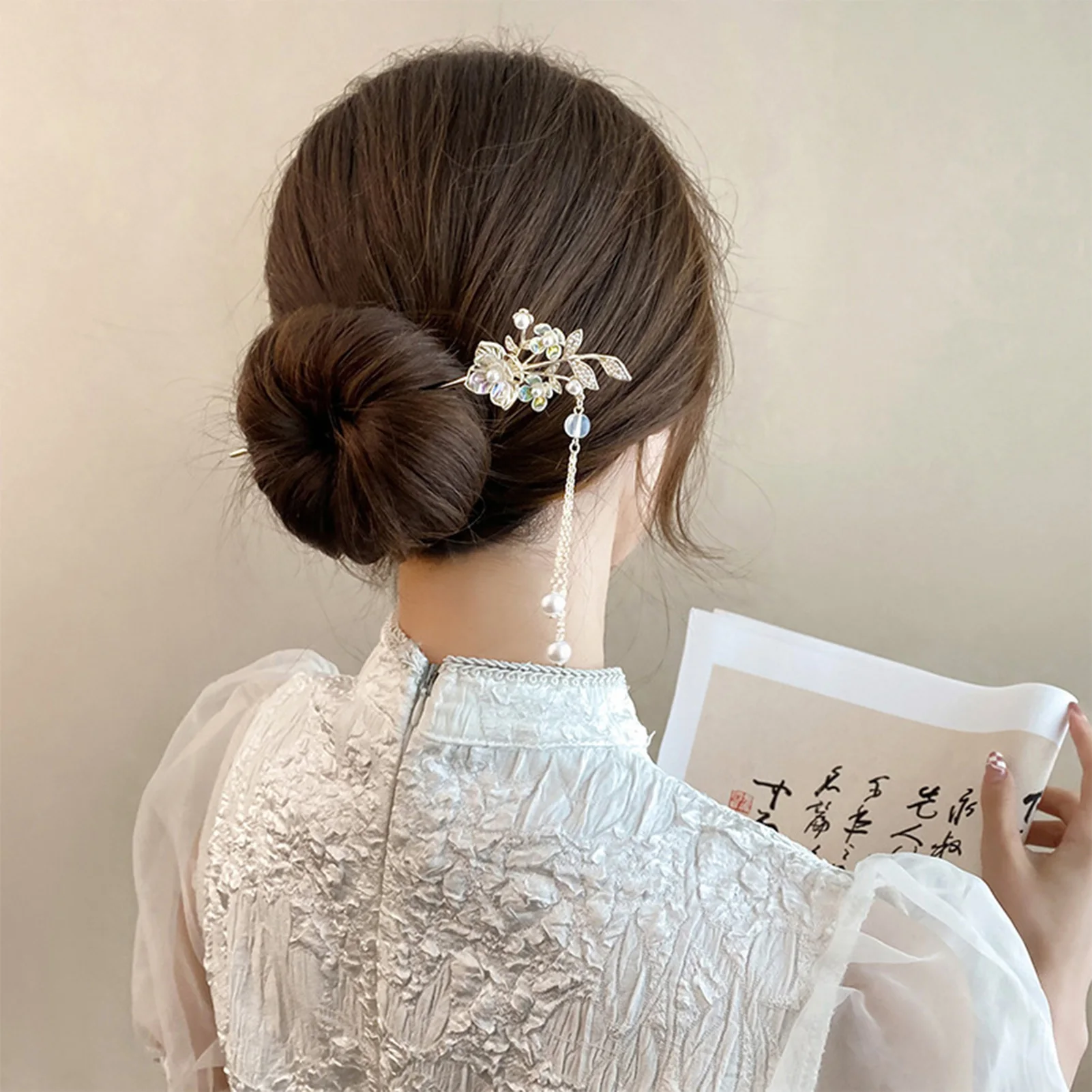 Retro Chinese Style Hair Clip Crystal Long Tassel Step Shake Hairpin Sticks Bride Noiva Wedding Party Hair Accessories