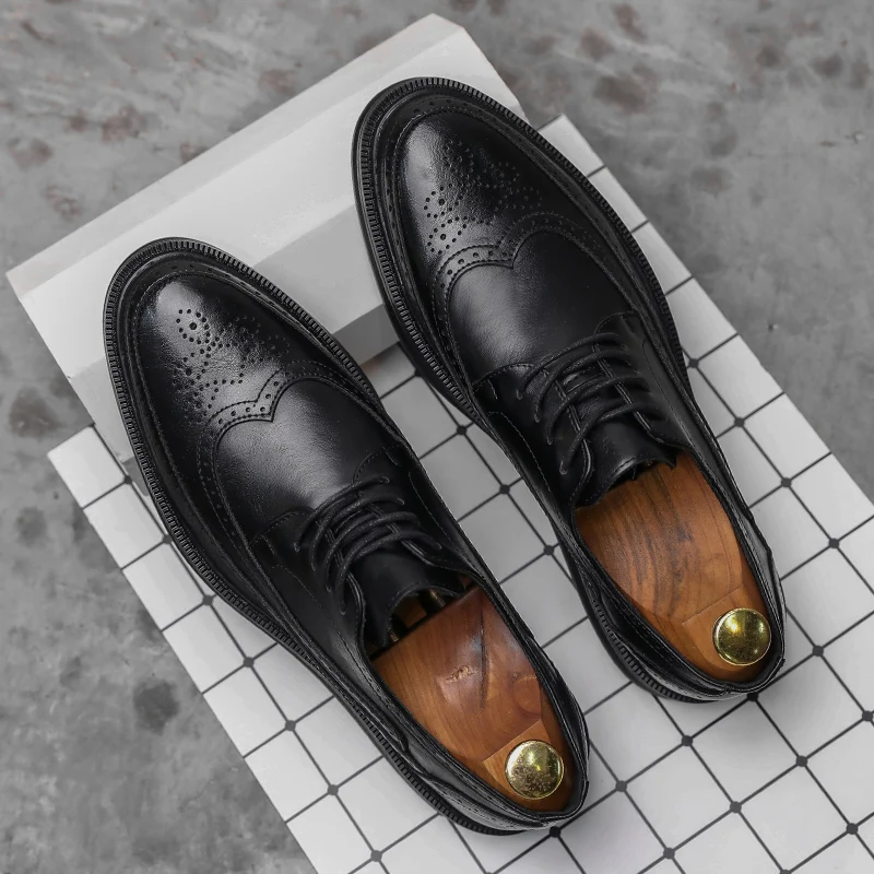 Men Derby Shoes White Dress Men Business Patent Leather Shoes Party Flat Classic Formal Fashion Leather Leisure